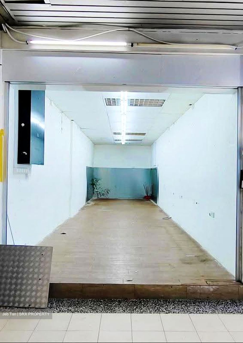 Tampines Street 21 (D18), Shop House #612796651